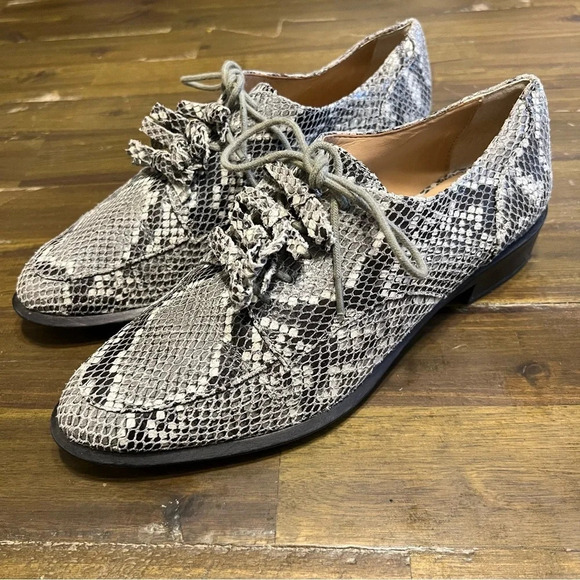 Banana Republic Snake Print Leather Loafers - Picture 3 of 9